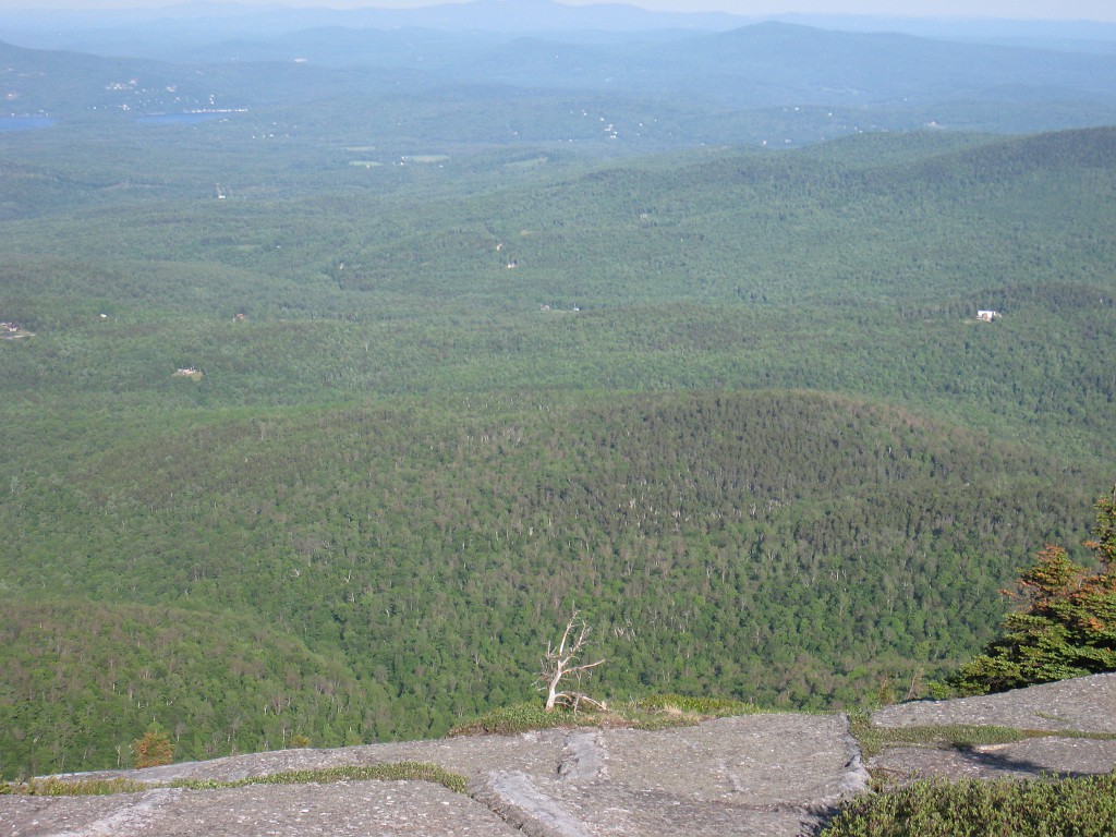 Mt Cardigan NH 2010 0225.jpg - Mt. Cardigan in New Hampshire. Summited on May 25, 2010. There are numerous trails to the peak... I had to pick the extremely difficult one. The views were worth it.